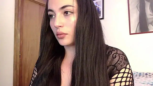 Snapshot of Honey_Aynur20 chatting on 1, 10, 2025 Honey Aynur20 online show from 1, 10, 2025