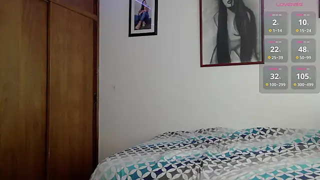 Snapshot of Honey_Aynur20 chatting on 2, 10, 2025 Honey Aynur20 online show from 2, 10, 2025