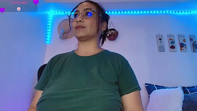 JuliRamirez online show from 28, 1, 2025