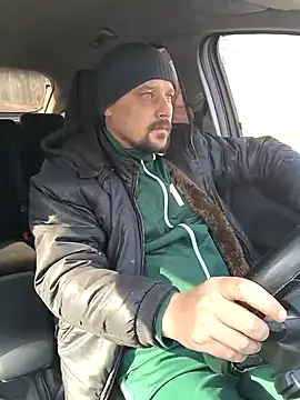 Snapshot of DanielOhCool chatting on 14, 2, 2025 DanielOhCool online show from 14, 2, 2025