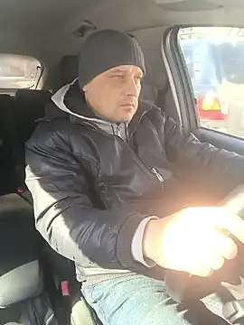 Snapshot of DanielOhCool chatting on 18, 2, 2025 DanielOhCool online show from 18, 2, 2025