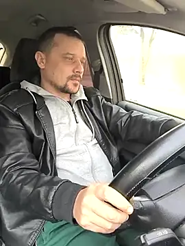 Snapshot of DanielOhCool chatting on 10, 3, 2025 DanielOhCool online show from 10, 3, 2025