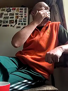 Snapshot of DanielOhCool chatting on 20, 9, 2025 DanielOhCool online show from 20, 9, 2025