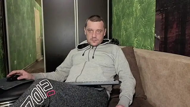 Snapshot of DanielOhCool chatting on 6, 5, 2026 DanielOhCool online show from 6, 5, 2026