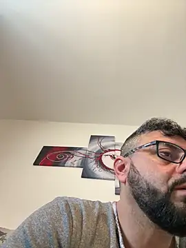 Snapshot of ChiIul11 chatting on 21, 3, 2026 ChiIul11 online show from 21, 3, 2026