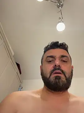 Snapshot of ChiIul11 chatting on 2, 4, 2026 ChiIul11 online show from 2, 4, 2026