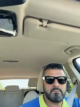 Snapshot of ChiIul11 chatting on 11, 4, 2026 ChiIul11 online show from 11, 4, 2026