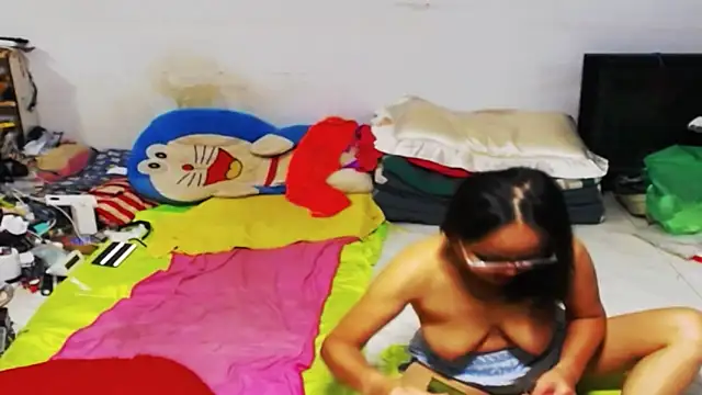 1CuteAndSexy69 online show from 30, 1, 2025