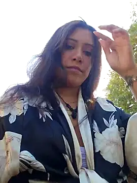 Snapshot of DORYY chatting on 4, 11, 2025 DORYY online show from 4, 11, 2025