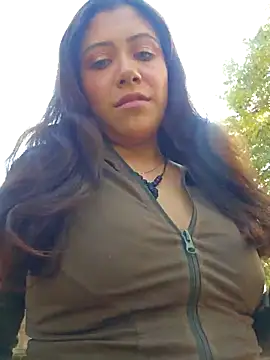 Snapshot of DORYY chatting on 5, 11, 2025 DORYY online show from 5, 11, 2025