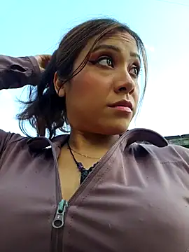 Snapshot of DORYY chatting on 9, 11, 2025 DORYY online show from 9, 11, 2025