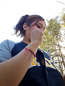 Snapshot of DORYY chatting on 15, 11, 2025 DORYY online show from 15, 11, 2025