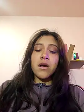 Snapshot of DORYY chatting on 19, 11, 2025 DORYY online show from 19, 11, 2025