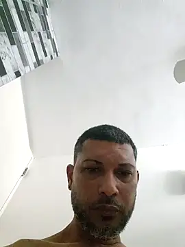 Snapshot of tropikboy chatting on 11, 2, 2026 tropikboy online show from 11, 2, 2026