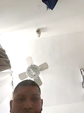 Snapshot of tropikboy chatting on 1, 3, 2026 tropikboy online show from 1, 3, 2026