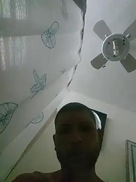 Snapshot of tropikboy chatting on 21, 3, 2026 tropikboy online show from 21, 3, 2026