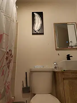 Snapshot of tropikboy chatting on 14, 4, 2026 tropikboy online show from 14, 4, 2026