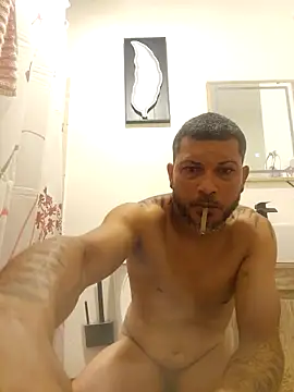 Snapshot of tropikboy chatting on 23, 4, 2026 tropikboy online show from 23, 4, 2026