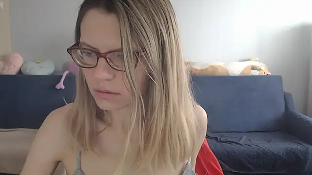 Snapshot of night_is_dark chatting on 24, 3, 2026 night is dark online show from 24, 3, 2026