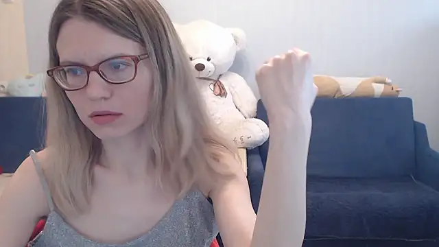 Snapshot of night_is_dark chatting on 26, 3, 2026 night is dark online show from 26, 3, 2026