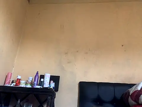 Wonderfulrose online show from 19, 9, 2025