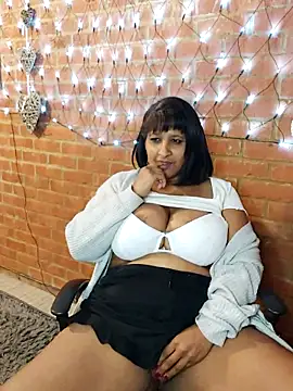 Snapshot of Lilybanx chatting on 22, 2, 2025 Lilybanx online show from 22, 2, 2025