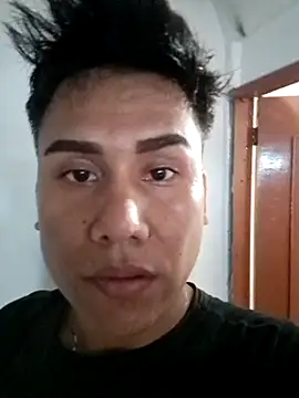 Snapshot of Carrington- chatting on 13, 11, 2025 Carrington- online show from 13, 11, 2025