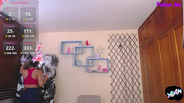 NicoleSantana online show from 20, 10, 2025