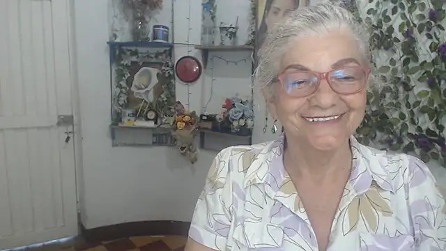 Snapshot of FunnyGrandma chatting on 16, 3, 2026 FunnyGrandma online show from 16, 3, 2026