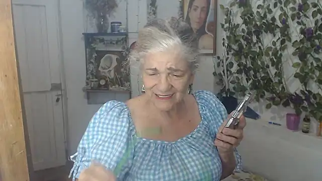 Snapshot of FunnyGrandma chatting on 16, 7, 2026 FunnyGrandma online show from 16, 7, 2026