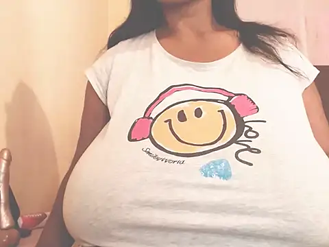 MissTits online show from 15, 6, 2026