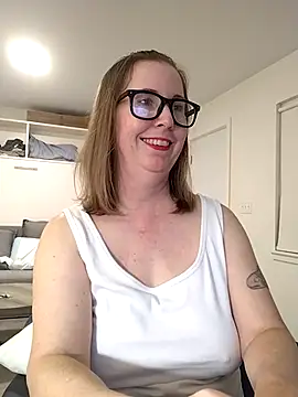 Snapshot of SweetandNaughty1 chatting on 21, 5, 2026 SweetandNaughty1 online show from 21, 5, 2026