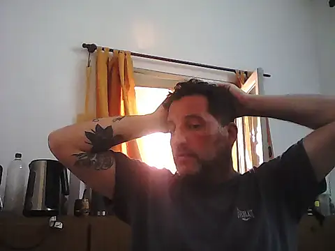 Snapshot of Reload_033 chatting on 24, 4, 2026 Reload 033 online show from 24, 4, 2026
