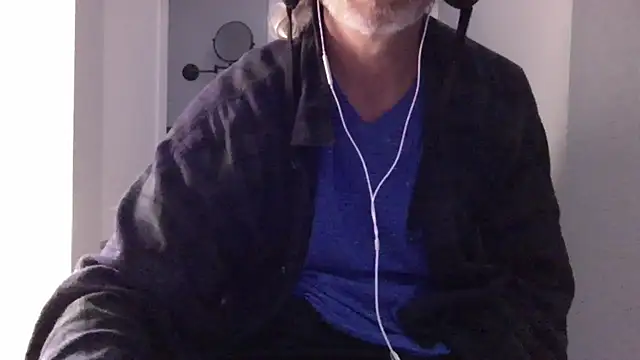 readyforfunxxx online show from 8, 5, 2026