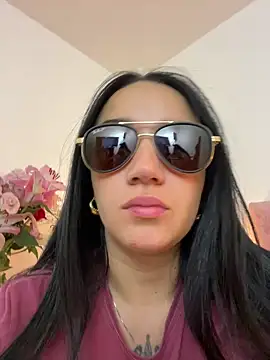 Snapshot of EmmyEvans1 chatting on 22, 2, 2025 EmmyEvans1 online show from 22, 2, 2025