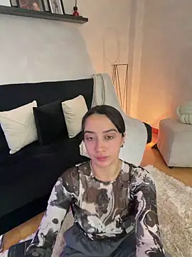 Snapshot of EmmyEvans1 chatting on 2, 4, 2026 EmmyEvans1 online show from 2, 4, 2026