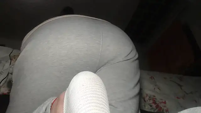 prettyangelsquirt online show from 25, 2, 2026