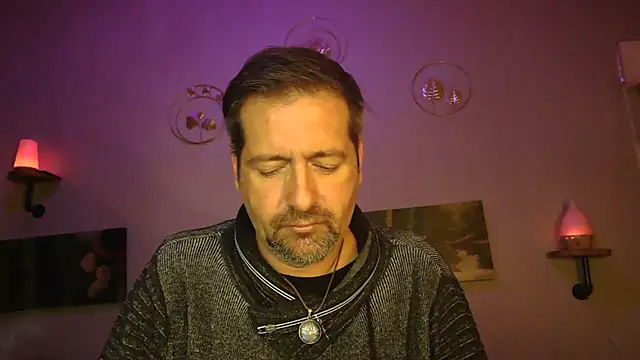 Snapshot of matrikes1 chatting on 2, 1, 2025 matrikes1 online show from 2, 1, 2025