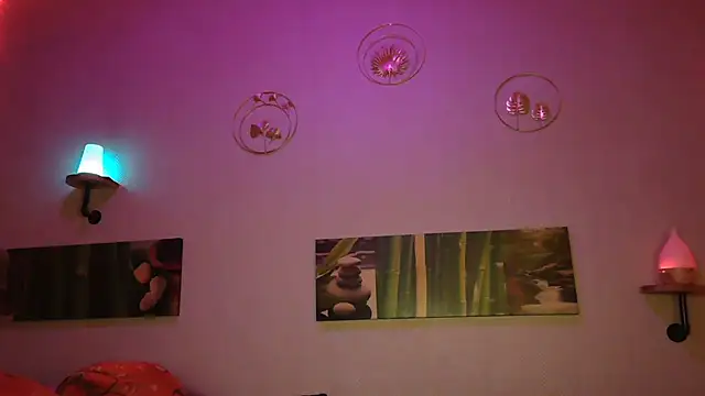 Snapshot of matrikes1 chatting on 19, 1, 2025 matrikes1 online show from 19, 1, 2025