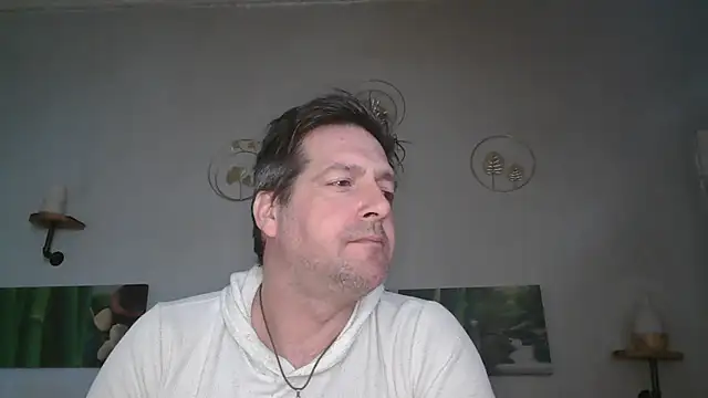 Snapshot of matrikes1 chatting on 2, 2, 2025 matrikes1 online show from 2, 2, 2025