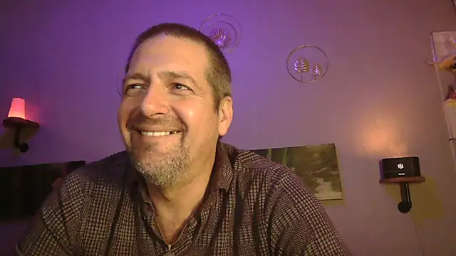 Snapshot of matrikes1 chatting on 24, 2, 2025 matrikes1 online show from 24, 2, 2025