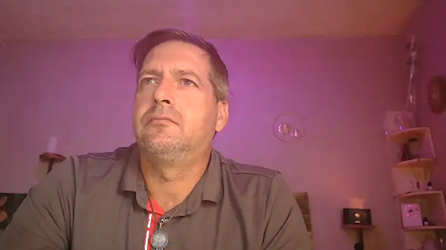 Snapshot of matrikes1 chatting on 17, 10, 2025 matrikes1 online show from 17, 10, 2025