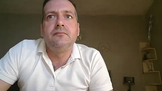 Snapshot of matrikes1 chatting on 3, 4, 2026 matrikes1 online show from 3, 4, 2026