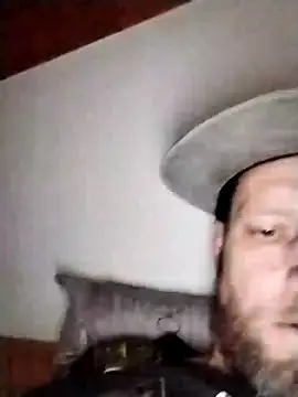 Snapshot of Kw8585kw chatting on 19, 12, 2024 Kw8585kw online show from 19, 12, 2024