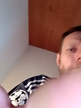 Snapshot of Kw8585kw chatting on 2, 4, 2026 Kw8585kw online show from 2, 4, 2026