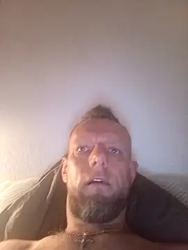 Snapshot of Kw8585kw chatting on 10, 4, 2026 Kw8585kw online show from 10, 4, 2026