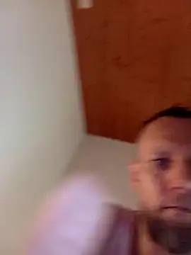 Snapshot of Kw8585kw chatting on 12, 4, 2026 Kw8585kw online show from 12, 4, 2026