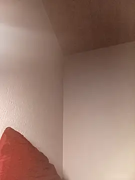 Snapshot of Kw8585kw chatting on 12, 4, 2026 Kw8585kw online show from 12, 4, 2026