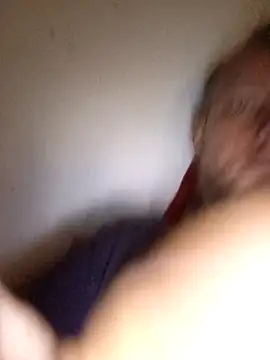 Snapshot of Kw8585kw chatting on 13, 4, 2026 Kw8585kw online show from 13, 4, 2026