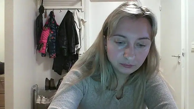 SusanCurt online show from 13, 10, 2025